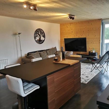 Superbe Appartement Neuf Avec Terrasse Orchamps-Vennes Екстер'єр фото