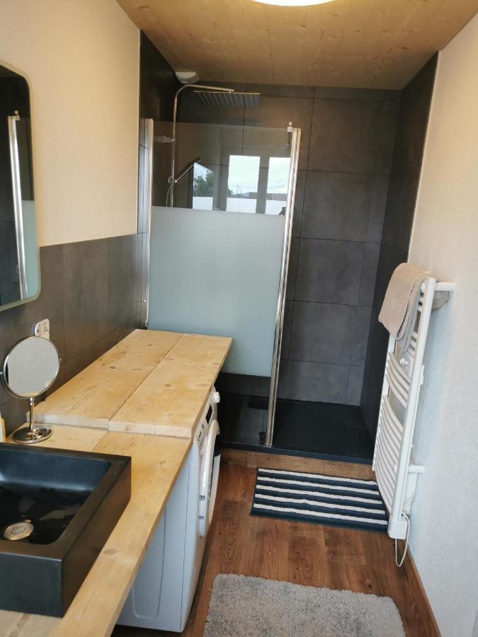 Superbe Appartement Neuf Avec Terrasse Orchamps-Vennes Екстер'єр фото
