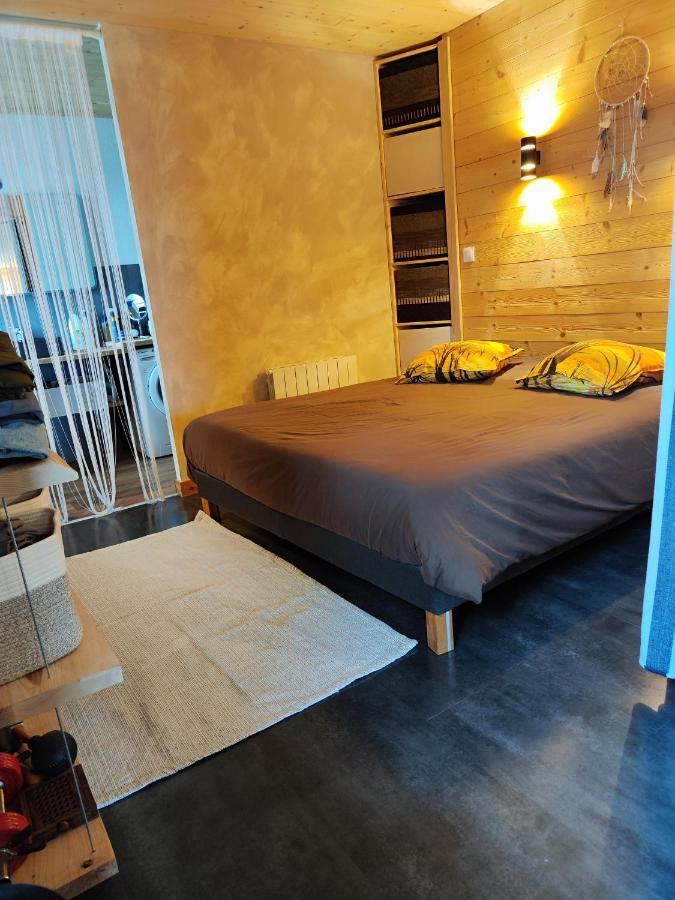 Superbe Appartement Neuf Avec Terrasse Orchamps-Vennes Екстер'єр фото